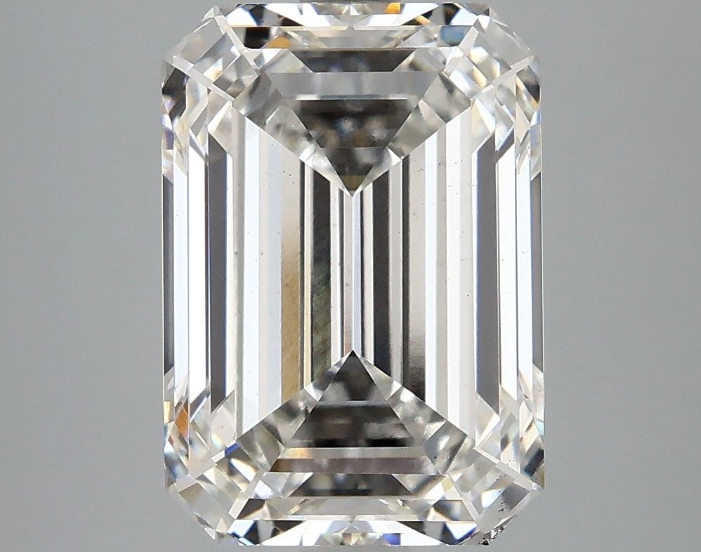Loose Diamond - EMERALD 5.05ct E VS2: Loose Diamond - EMERALD 5.05ct E VS2 Source: This is a real non-mined Diamond that has been grown in a lab Shape: EMERALD Carats: 5.05 Color: E Clarity: VS2 Certification: IGI Video: