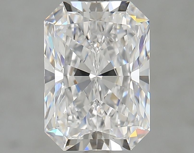Loose Diamond - RADIANT 3.01ct D VVS1: Loose Diamond - RADIANT 3.01ct D VVS1 Source: This is a real non-mined Diamond that has been grown in a lab Shape: RADIANT Carats: 3.01 Color: D Clarity: VVS1 Certification: GIA Video: