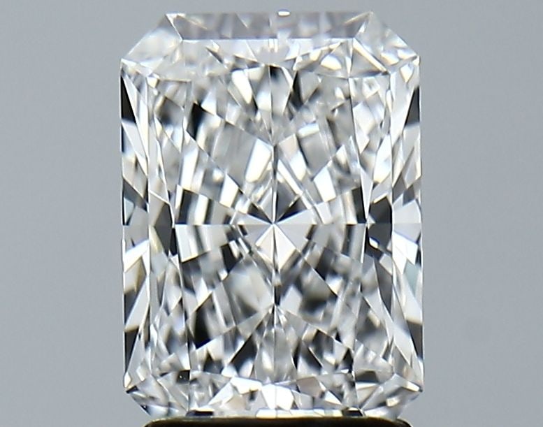 Loose Diamond - RADIANT 2.13ct E VVS2: Loose Diamond - RADIANT 2.13ct E VVS2 Source: This is a real non-mined Diamond that has been grown in a lab Shape: RADIANT Carats: 2.13 Color: E Clarity: VVS2 Certification: GIA Video: