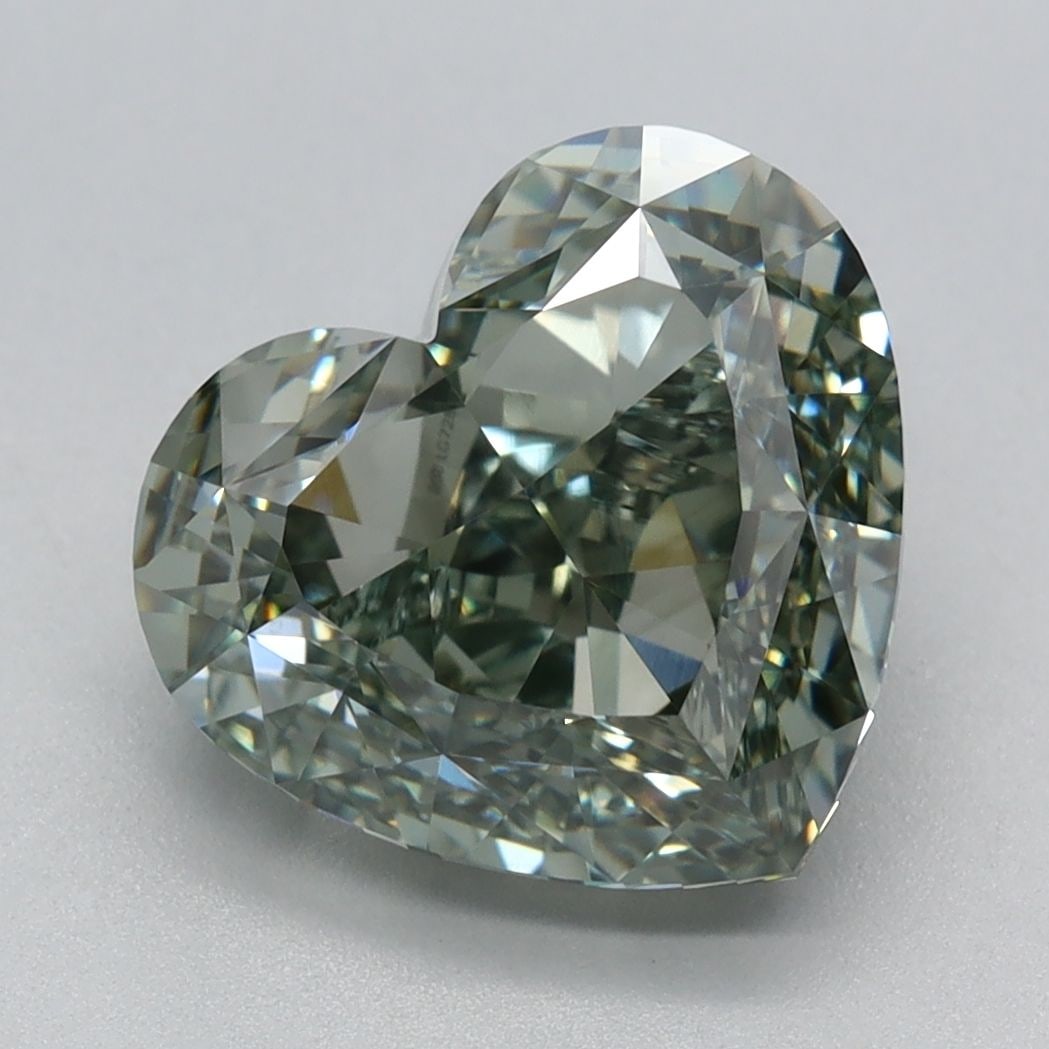 Loose Diamond - HEART 3.57ct Fancy Intense Green VVS2: Loose Diamond - HEART 3.57ct Fancy Intense Green VVS2 Source: This is a real non-mined Diamond that has been grown in a lab Shape: HEART Carats: 3.57 Color: Fancy Intense Green Certification: IGI Vide