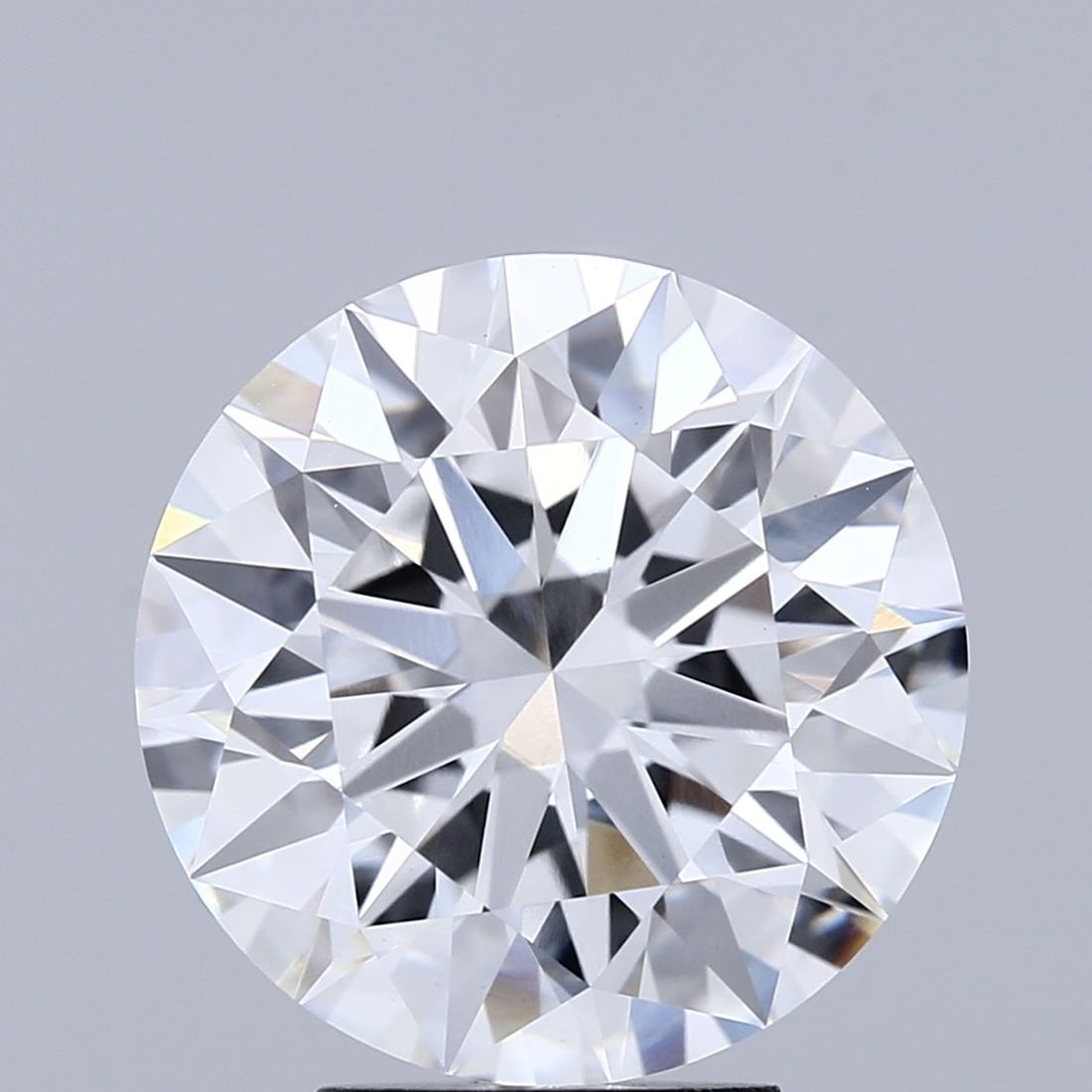 Ideal Loose Diamond - ROUND 4.55ct D VS1: Ideal Loose Diamond - ROUND 4.55ct D VS1 Source: This is a real non-mined Diamond that has been grown in a lab Shape: ROUND Carats: 4.55 Color: D Clarity: VS1 Certification: IGI Video: