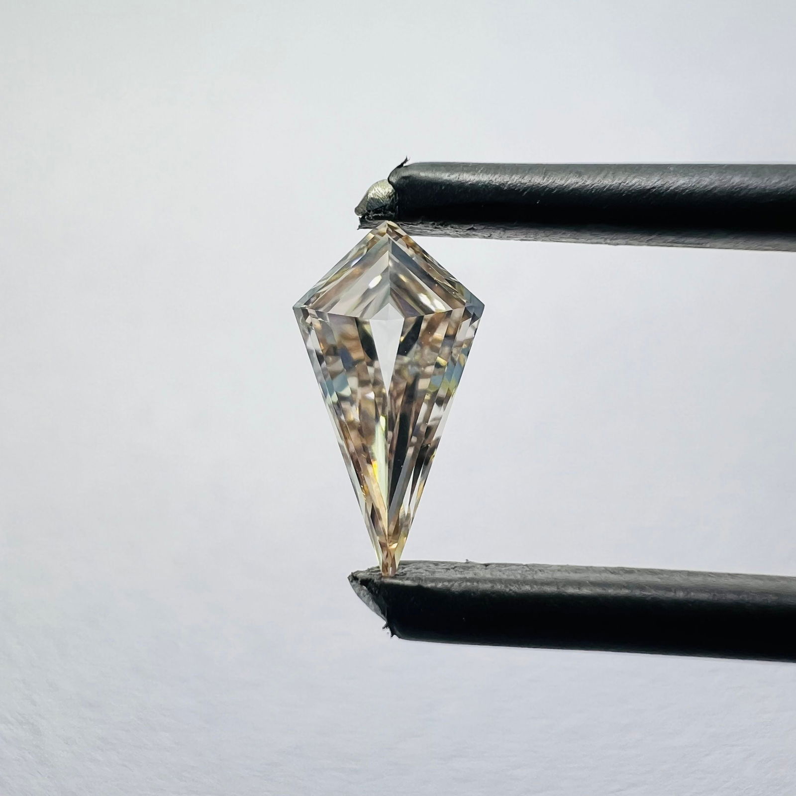 Loose Diamond - KITE 0.39ct Pink VS2 (1 of 1)