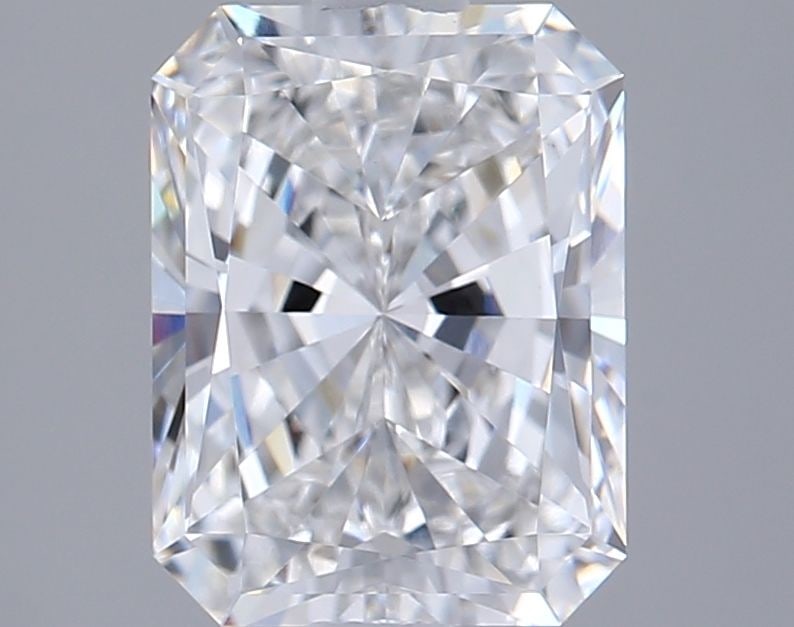 Loose Diamond - RADIANT 2.01ct E VVS1: Loose Diamond - RADIANT 2.01ct E VVS1 Source: This is a real non-mined Diamond that has been grown in a lab Shape: RADIANT Carats: 2.01 Color: E Clarity: VVS1 Certification: IGI Video: