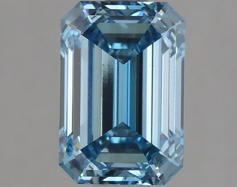 Loose Diamond - EMERALD 2.15ct Fancy Vivid Blue VS2: Loose Diamond - EMERALD 2.15ct Fancy Vivid Blue VS2 Source: This is a real non-mined Diamond that has been grown in a lab Shape: EMERALD Carats: 2.15 Color: Fancy Vivid Blue Certification: IGI Video: