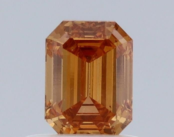 Loose Diamond - EMERALD 0.71ct Brown VS2: Loose Diamond - EMERALD 0.71ct Brown VS2 Source: This is a real non-mined Diamond that has been grown in a lab Shape: EMERALD Carats: 0.71 Color: Brown Certification: NONE Video: