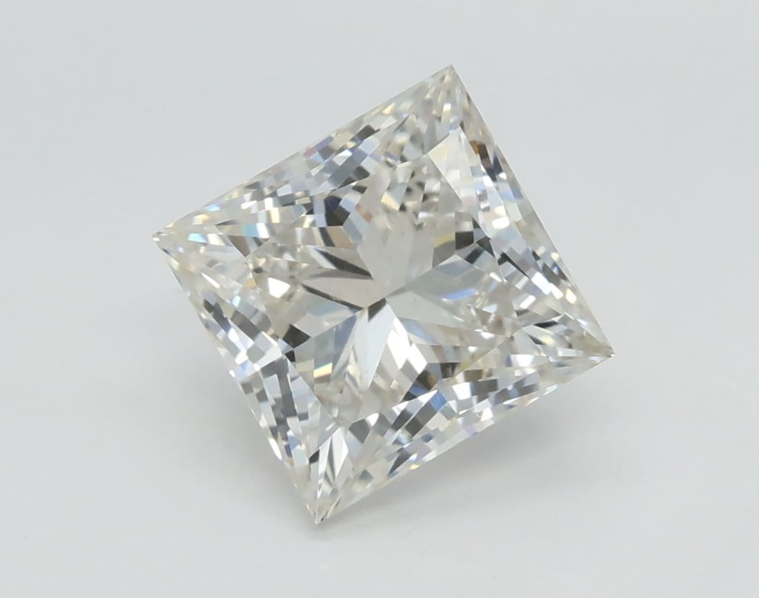 Loose Diamond - PRINCESS 2.02ct G VS1: Loose Diamond - PRINCESS 2.02ct G VS1 Source: This is a real non-mined Diamond that has been grown in a lab Shape: PRINCESS Carats: 2.02 Color: G Clarity: VS1 Certification: IGI Video: