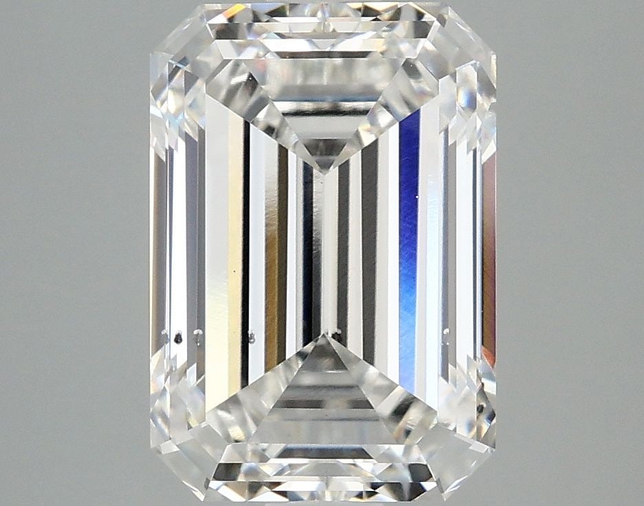 Loose Diamond - EMERALD 4.04ct F SI1: Loose Diamond - EMERALD 4.04ct F SI1 Source: This is a real non-mined Diamond that has been grown in a lab Shape: EMERALD Carats: 4.04 Color: F Clarity: SI1 Certification: IGI Video: