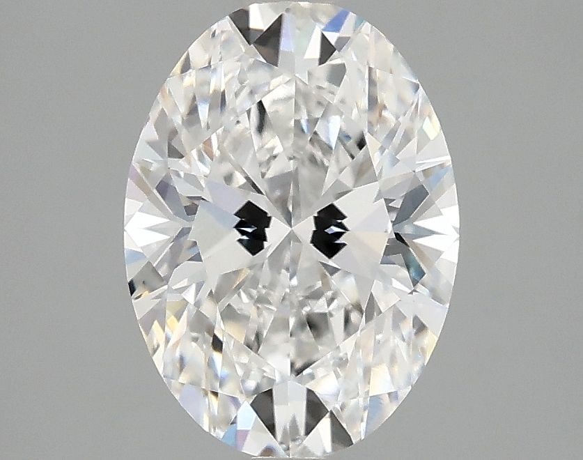 Loose Diamond - OVAL 1.92ct E VVS2: Loose Diamond - OVAL 1.92ct E VVS2 Source: This is a real non-mined Diamond that has been grown in a lab Shape: OVAL Carats: 1.92 Color: E Clarity: VVS2 Certification: IGI Additional images available