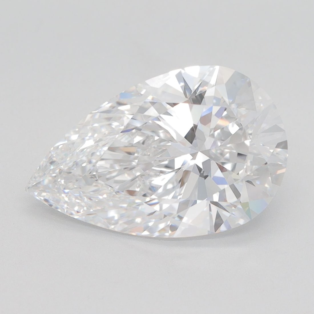 Loose Diamond - PEAR 4.09ct D VVS2: Loose Diamond - PEAR 4.09ct D VVS2 Source: This is a real non-mined Diamond that has been grown in a lab Shape: PEAR Carats: 4.09 Color: D Clarity: VVS2 Certification: GIA Video: