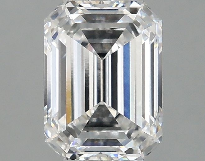 Loose Diamond - EMERALD 1.59ct D VS2: Loose Diamond - EMERALD 1.59ct D VS2 Source: This is a real non-mined Diamond that has been grown in a lab Shape: EMERALD Carats: 1.59 Color: D Clarity: VS2 Certification: IGI Video: