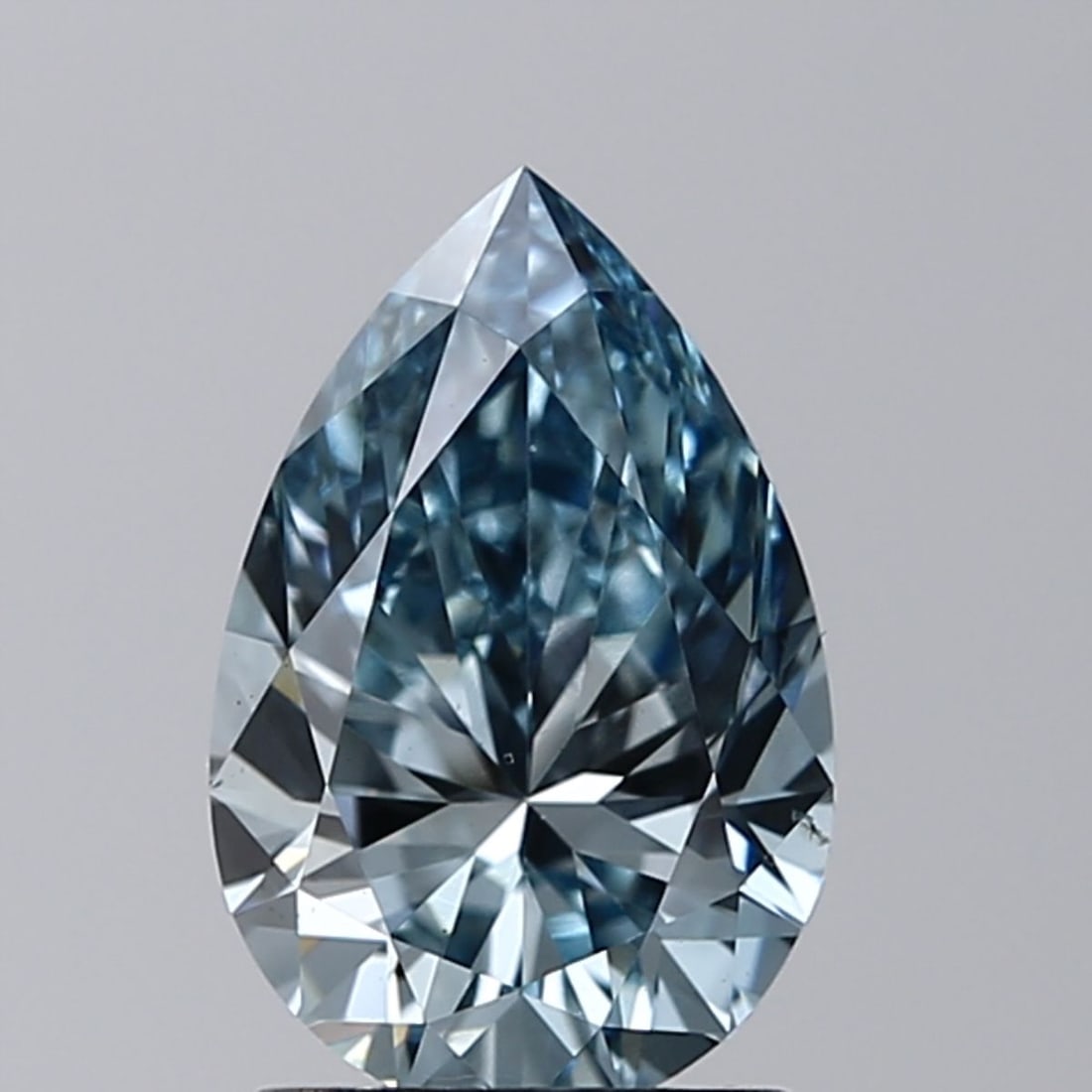 Loose Diamond - PEAR 1.5ct Fancy Intense Green Blue VS2: Loose Diamond - PEAR 1.5ct Fancy Intense Green Blue VS2 Source: This is a real non-mined Diamond that has been grown in a lab Shape: PEAR Carats: 1.5 Color: Fancy Intense Green Blue Certification: IGI