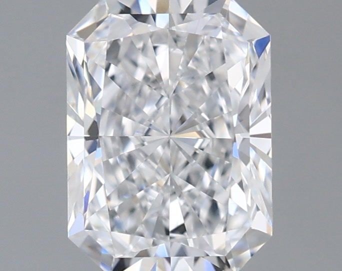 Loose Diamond - RADIANT 1.01ct D VVS1: Loose Diamond - RADIANT 1.01ct D VVS1 Source: This is a real non-mined Diamond that has been grown in a lab Shape: RADIANT Carats: 1.01 Color: D Clarity: VVS1 Certification: IGI Video: