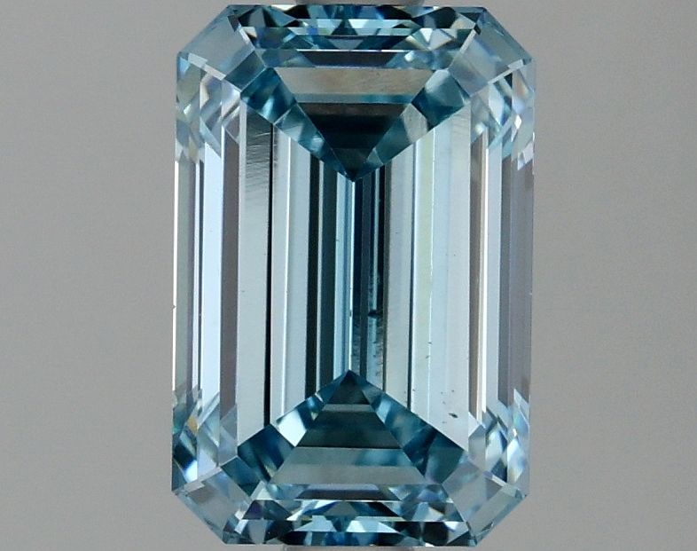 Loose Diamond - EMERALD 1.87ct Fancy Vivid Blue VS2: Loose Diamond - EMERALD 1.87ct Fancy Vivid Blue VS2 Source: This is a real non-mined Diamond that has been grown in a lab Shape: EMERALD Carats: 1.87 Color: Fancy Vivid Blue Certification: IGI Video: