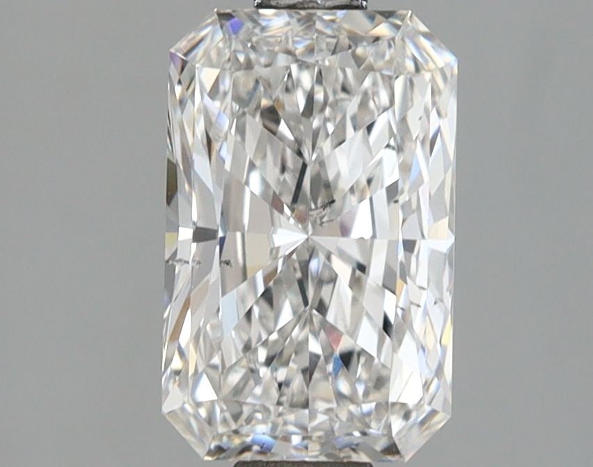 Loose Diamond - RADIANT 1.62ct E SI1: Loose Diamond - RADIANT 1.62ct E SI1 Source: This is a real non-mined Diamond that has been grown in a lab Shape: RADIANT Carats: 1.62 Color: E Clarity: SI1 Certification: IGI Video: