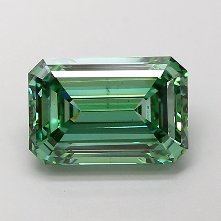 Loose Diamond - EMERALD 3.08ct Fancy Vivid Green VS1: Loose Diamond - EMERALD 3.08ct Fancy Vivid Green VS1 Source: This is a real non-mined Diamond that has been grown in a lab Shape: EMERALD Carats: 3.08 Color: Fancy Vivid Green Certification: IGI Video