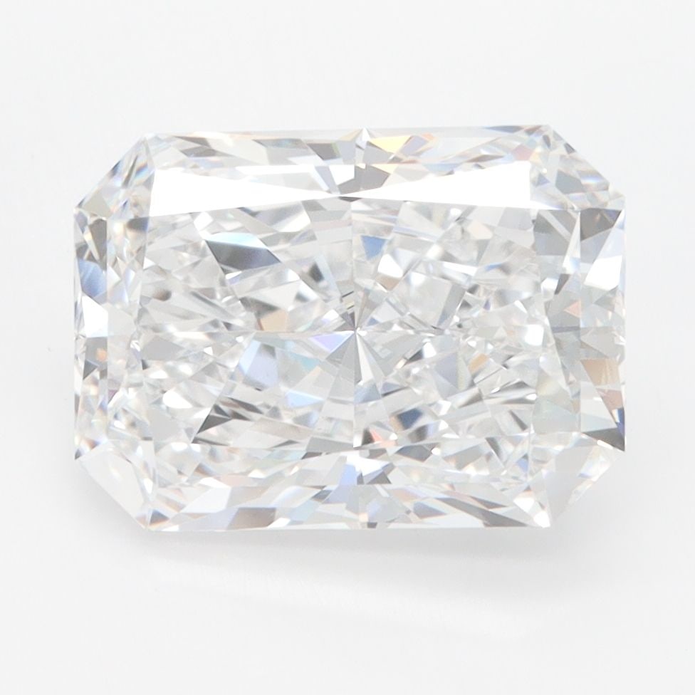 Loose Diamond - RADIANT 3.61ct D VVS1: Loose Diamond - RADIANT 3.61ct D VVS1 Source: This is a real non-mined Diamond that has been grown in a lab Shape: RADIANT Carats: 3.61 Color: D Clarity: VVS1 Certification: GIA Video: