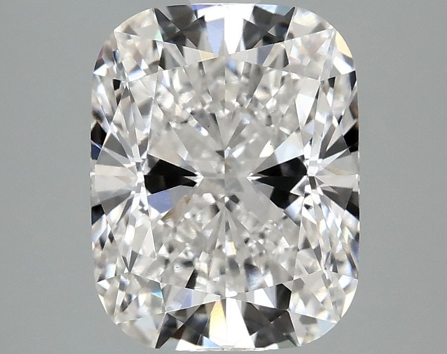 Loose Diamond - CUSHION MODIFIED 3.08ct E VS1: Loose Diamond - CUSHION MODIFIED 3.08ct E VS1 Source: This is a real non-mined Diamond that has been grown in a lab Shape: CUSHION MODIFIED Carats: 3.08 Color: E Clarity: VS1 Certification: IGI Video:
