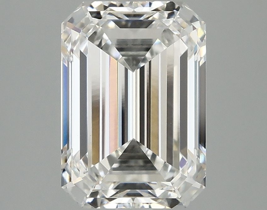 Loose Diamond - EMERALD 3.06ct F VS1: Loose Diamond - EMERALD 3.06ct F VS1 Source: This is a real non-mined Diamond that has been grown in a lab Shape: EMERALD Carats: 3.06 Color: F Clarity: VS1 Certification: IGI Video: