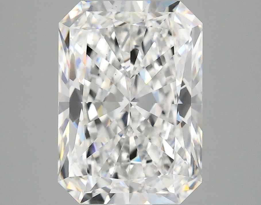 Loose Diamond - RADIANT 3.07ct E VS1: Loose Diamond - RADIANT 3.07ct E VS1 Source: This is a real non-mined Diamond that has been grown in a lab Shape: RADIANT Carats: 3.07 Color: E Clarity: VS1 Certification: IGI Video: