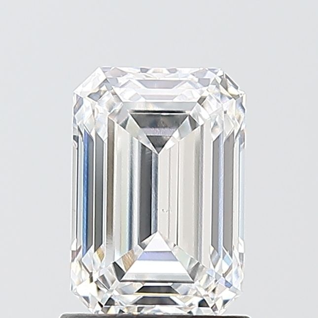 Loose Diamond - EMERALD 1.52ct D VS1: Loose Diamond - EMERALD 1.52ct D VS1 Source: This is a real non-mined Diamond that has been grown in a lab Shape: EMERALD Carats: 1.52 Color: D Clarity: VS1 Certification: IGI Additional images