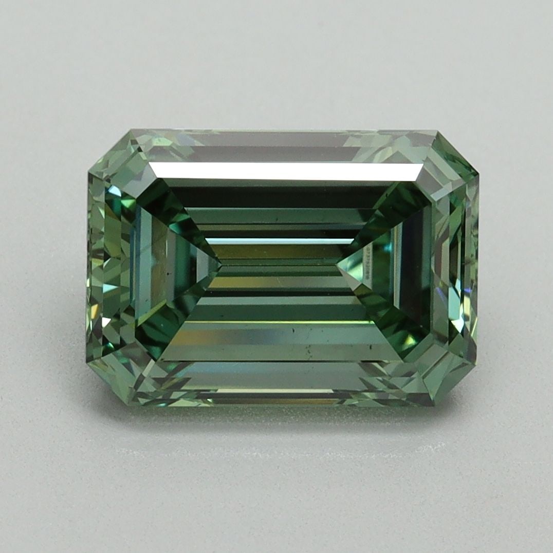Loose Diamond - EMERALD 3.09ct Fancy Vivid Green VS2: Loose Diamond - EMERALD 3.09ct Fancy Vivid Green VS2 Source: This is a real non-mined Diamond that has been grown in a lab Shape: EMERALD Carats: 3.09 Color: Fancy Vivid Green Certification: IGI Video