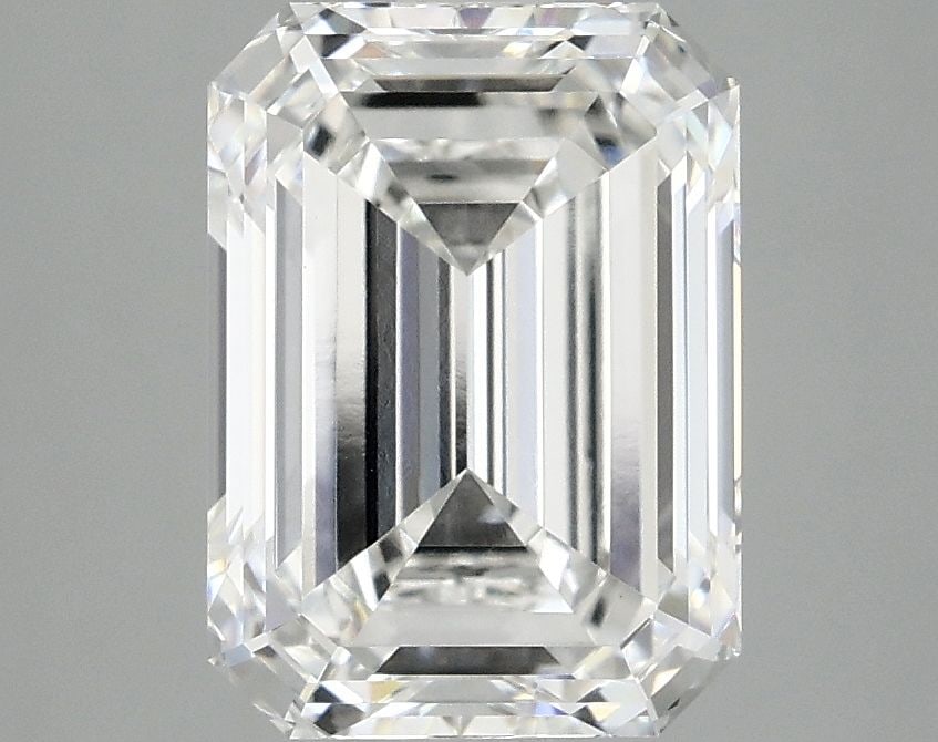 Loose Diamond - EMERALD 3.03ct E VVS2: Loose Diamond - EMERALD 3.03ct E VVS2 Source: This is a real non-mined Diamond that has been grown in a lab Shape: EMERALD Carats: 3.03 Color: E Clarity: VVS2 Certification: IGI Video: