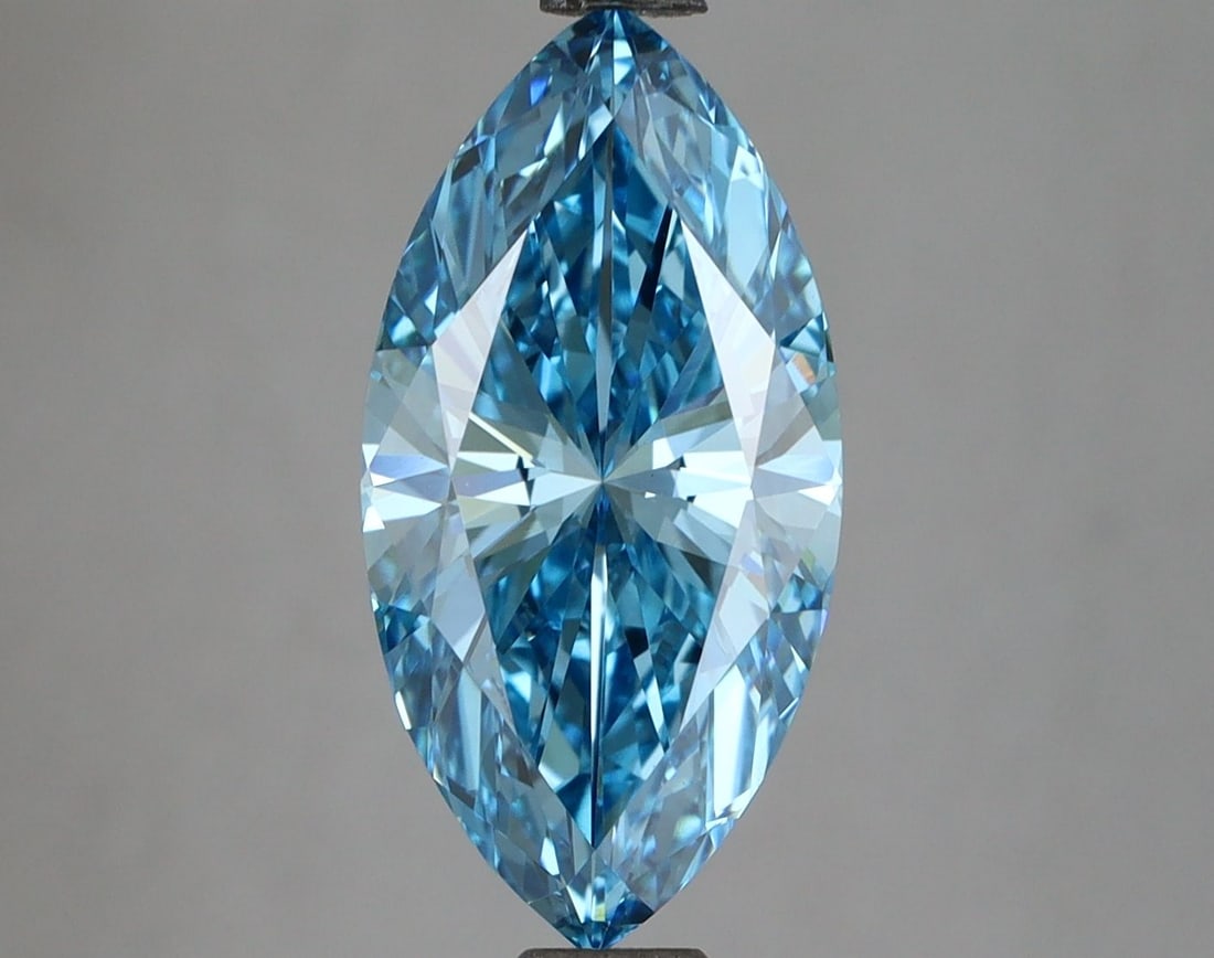 Loose Diamond - MARQUISE 2.6ct Fancy Vivid Blue VS1: Loose Diamond - MARQUISE 2.6ct Fancy Vivid Blue VS1 Source: This is a real non-mined Diamond that has been grown in a lab Shape: MARQUISE Carats: 2.6 Color: Fancy Vivid Blue Certification: IGI Video: