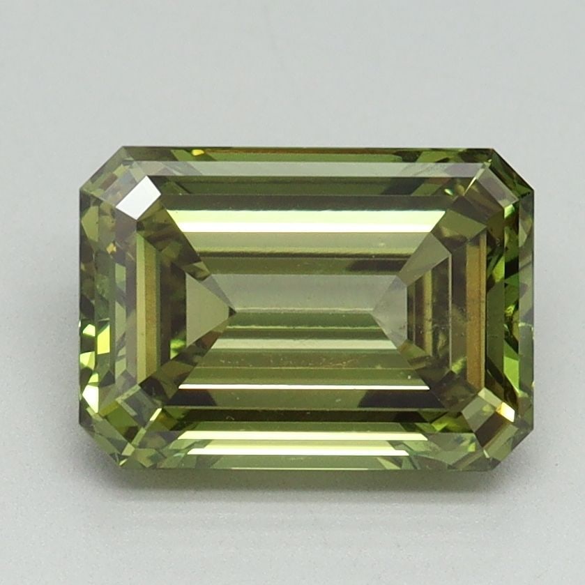 Loose Diamond - EMERALD 2.03ct Fancy Vivid Green VS2: Loose Diamond - EMERALD 2.03ct Fancy Vivid Green VS2 Source: This is a real non-mined Diamond that has been grown in a lab Shape: EMERALD Carats: 2.03 Color: Fancy Vivid Green Certification: IGI Video