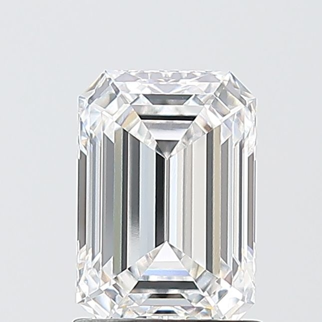 Loose Diamond - EMERALD 1.55ct E VVS2: Loose Diamond - EMERALD 1.55ct E VVS2 Source: This is a real non-mined Diamond that has been grown in a lab Shape: EMERALD Carats: 1.55 Color: E Clarity: VVS2 Certification: IGI Video: