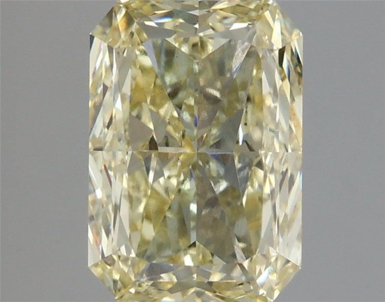 Loose Diamond - RADIANT 3.05ct Fancy Yellow VS1: Loose Diamond - RADIANT 3.05ct Fancy Yellow VS1 Source: This is a real non-mined Diamond that has been grown in a lab Shape: RADIANT Carats: 3.05 Color: Fancy Yellow Certification: IGI Video: