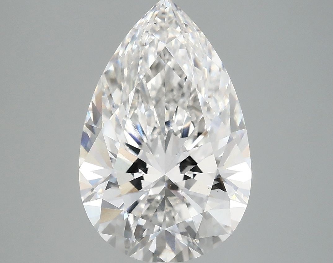 Loose Diamond - PEAR 3.08ct E VS1: Loose Diamond - PEAR 3.08ct E VS1 Source: This is a real non-mined Diamond that has been grown in a lab Shape: PEAR Carats: 3.08 Color: E Clarity: VS1 Certification: IGI Video: