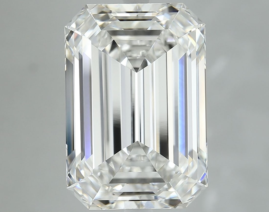 Loose Diamond - EMERALD 11.13ct F VVS2: Loose Diamond - EMERALD 11.13ct F VVS2 Source: This is a real non-mined Diamond that has been grown in a lab Shape: EMERALD Carats: 11.13 Color: F Clarity: VVS2 Certification: IGI Video: