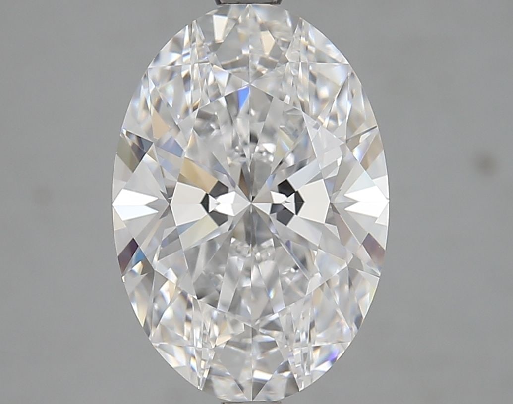 Loose Diamond - OVAL 4.12ct D VVS1: Loose Diamond - OVAL 4.12ct D VVS1 Source: This is a real non-mined Diamond that has been grown in a lab Shape: OVAL Carats: 4.12 Color: D Clarity: VVS1 Certification: GIA Video: