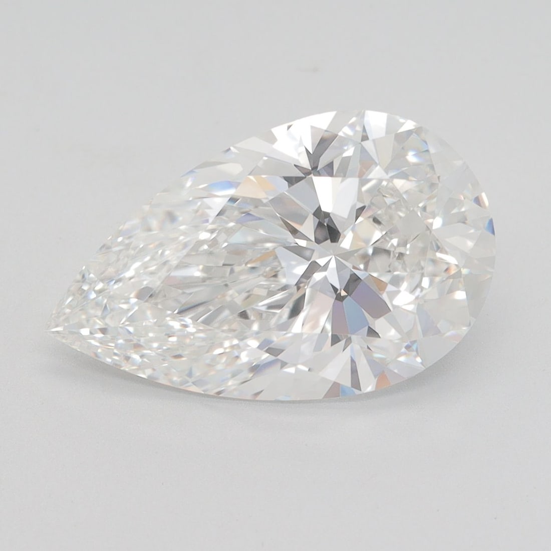 Loose Diamond - PEAR 4.29ct F IF: Loose Diamond - PEAR 4.29ct F IF Source: This is a real non-mined Diamond that has been grown in a lab Shape: PEAR Carats: 4.29 Color: F Clarity: IF Certification: IGI Video: