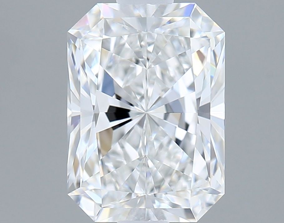 Loose Diamond - RADIANT 1.41ct D VVS2: Loose Diamond - RADIANT 1.41ct D VVS2 Source: This is a real non-mined Diamond that has been grown in a lab Shape: RADIANT Carats: 1.41 Color: D Clarity: VVS2 Certification: IGI Video: