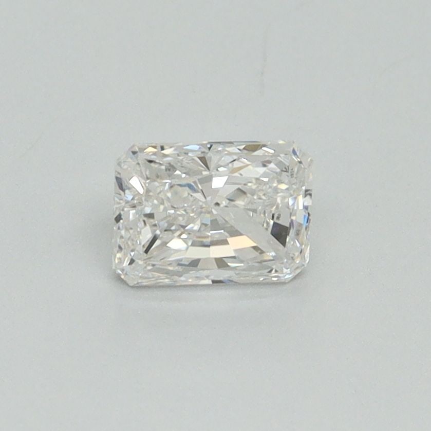 Loose Diamond - RADIANT 0.53ct E VS1: Loose Diamond - RADIANT 0.53ct E VS1 Source: This is a real non-mined Diamond that has been grown in a lab Shape: RADIANT Carats: 0.53 Color: E Clarity: VS1 Certification: IGI Video: Video Link