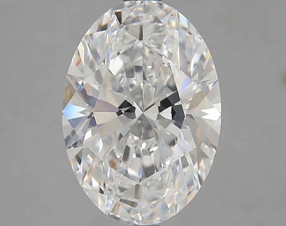 Loose Diamond - OVAL 3.36ct D VVS2: Loose Diamond - OVAL 3.36ct D VVS2 Source: This is a real non-mined Diamond that has been grown in a lab Shape: OVAL Carats: 3.36 Color: D Clarity: VVS2 Certification: GIA Video: