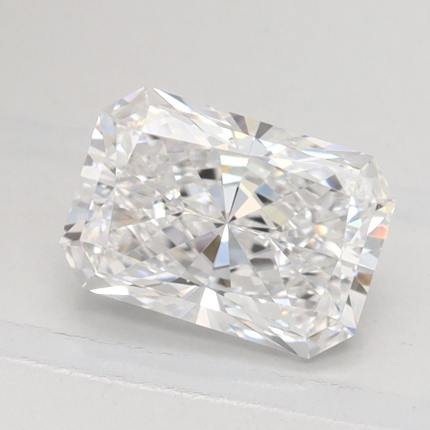 Loose Diamond - RADIANT 1.15ct D IF: Loose Diamond - RADIANT 1.15ct D IF Source: This is a real non-mined Diamond that has been grown in a lab Shape: RADIANT Carats: 1.15 Color: D Clarity: IF Certification: IGI Video: