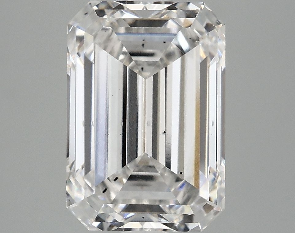 Loose Diamond - EMERALD 4.05ct F SI1: Loose Diamond - EMERALD 4.05ct F SI1 Source: This is a real non-mined Diamond that has been grown in a lab Shape: EMERALD Carats: 4.05 Color: F Clarity: SI1 Certification: IGI Video:
