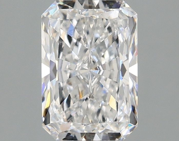 Loose Diamond - RADIANT 1.52ct E VS1: Loose Diamond - RADIANT 1.52ct E VS1 Source: This is a real non-mined Diamond that has been grown in a lab Shape: RADIANT Carats: 1.52 Color: E Clarity: VS1 Certification: IGI Video: