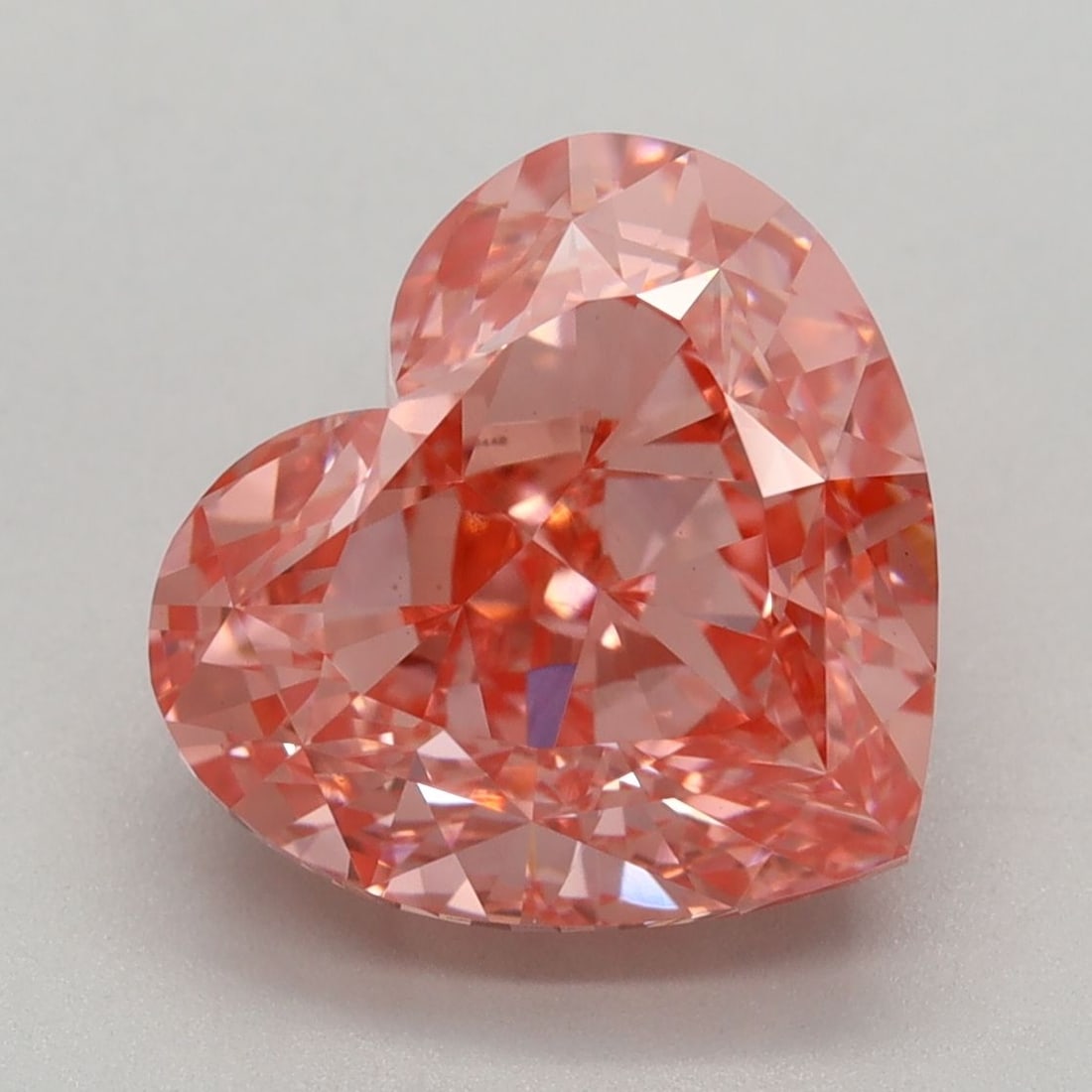 Loose Diamond - HEART 3.15ct Fancy Vivid Pink VS1: Loose Diamond - HEART 3.15ct Fancy Vivid Pink VS1 Source: This is a real non-mined Diamond that has been grown in a lab Shape: HEART Carats: 3.15 Color: Fancy Vivid Pink Certification: IGI Video: