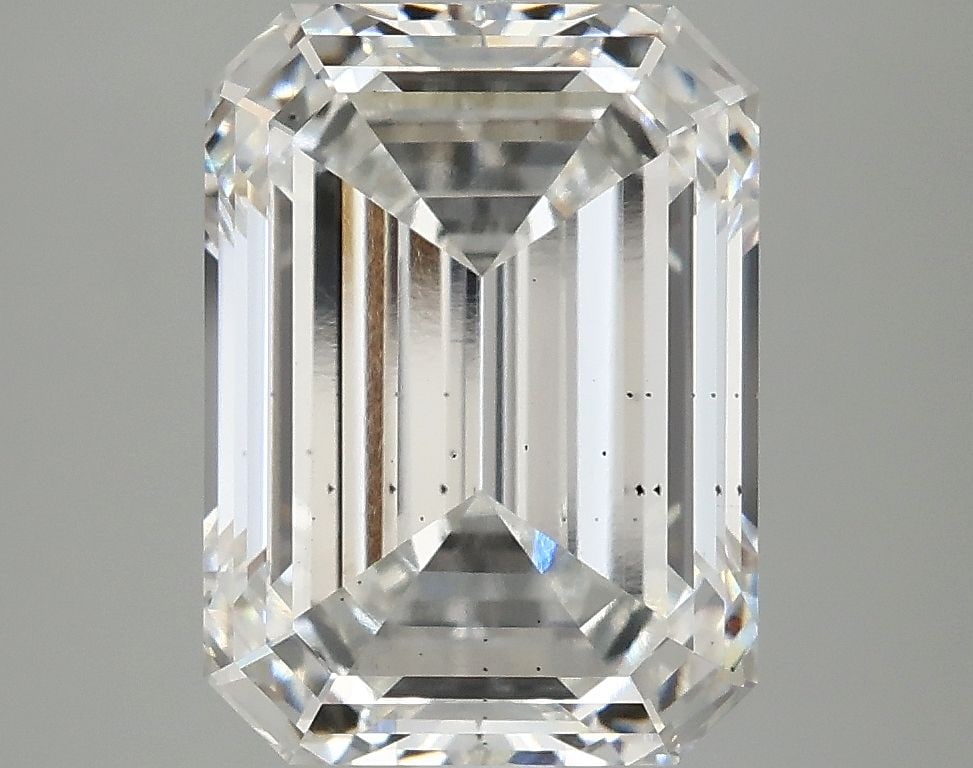 Loose Diamond - EMERALD 5.02ct F SI1: Loose Diamond - EMERALD 5.02ct F SI1 Source: This is a real non-mined Diamond that has been grown in a lab Shape: EMERALD Carats: 5.02 Color: F Clarity: SI1 Certification: IGI Video: