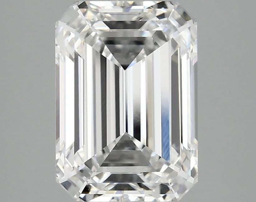 Loose Diamond - EMERALD 3.05ct E VS1: Loose Diamond - EMERALD 3.05ct E VS1 Source: This is a real non-mined Diamond that has been grown in a lab Shape: EMERALD Carats: 3.05 Color: E Clarity: VS1 Certification: IGI Video: