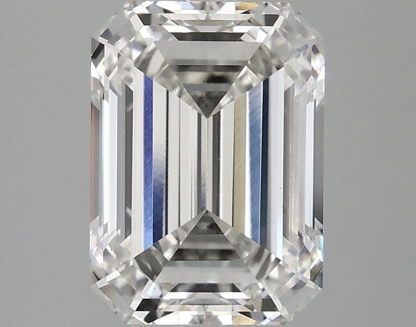 Loose Diamond - EMERALD 3.1ct G VS1: Loose Diamond - EMERALD 3.1ct G VS1 Source: This is a real non-mined Diamond that has been grown in a lab Shape: EMERALD Carats: 3.1 Color: G Clarity: VS1 Certification: IGI Video: