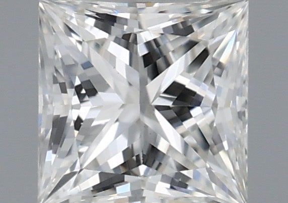 Loose Diamond - PRINCESS 0.33ct F VS1: Loose Diamond - PRINCESS 0.33ct F VS1 Source: This is a real non-mined Diamond that has been grown in a lab Shape: PRINCESS Carats: 0.33 Color: F Clarity: VS1 Certification: IGI Video: