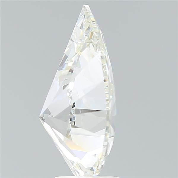 Loose Diamond - PEAR 5.62ct H VS1: Loose Diamond - PEAR 5.62ct H VS1 Source: This is a real non-mined Diamond that has been grown in a lab Shape: PEAR Carats: 5.62 Color: H Clarity: VS1 Certification: IGI Video: