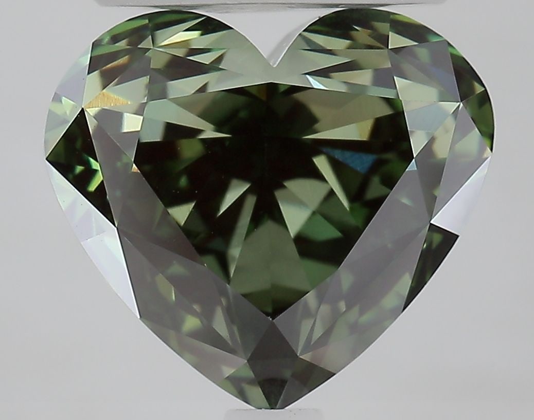 Loose Diamond - HEART 3.62ct Fancy Vivid Green VVS2: Loose Diamond - HEART 3.62ct Fancy Vivid Green VVS2 Source: This is a real non-mined Diamond that has been grown in a lab Shape: HEART Carats: 3.62 Color: Fancy Vivid Green Certification: IGI Video: