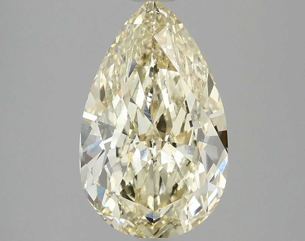 Loose Diamond - PEAR 3.09ct Fancy Yellow VS1: Loose Diamond - PEAR 3.09ct Fancy Yellow VS1 Source: This is a real non-mined Diamond that has been grown in a lab Shape: PEAR Carats: 3.09 Color: Fancy Yellow Certification: IGI Video: