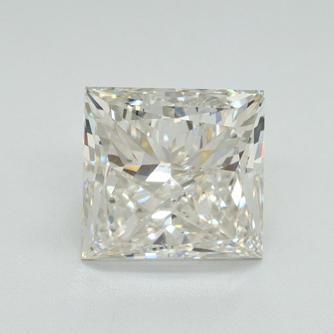 Loose Diamond - PRINCESS 3.01ct H SI1: Loose Diamond - PRINCESS 3.01ct H SI1 Source: This is a real non-mined Diamond that has been grown in a lab Shape: PRINCESS Carats: 3.01 Color: H Clarity: SI1 Certification: NONE Video: