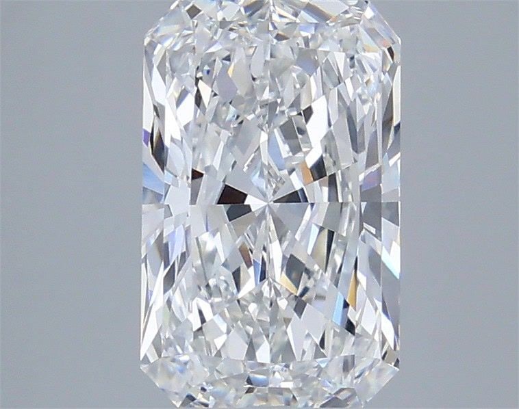 Loose Diamond - RADIANT 2.8ct E VVS2: Loose Diamond - RADIANT 2.8ct E VVS2 Source: This is a real non-mined Diamond that has been grown in a lab Shape: RADIANT Carats: 2.8 Color: E Clarity: VVS2 Certification: IGI Video: